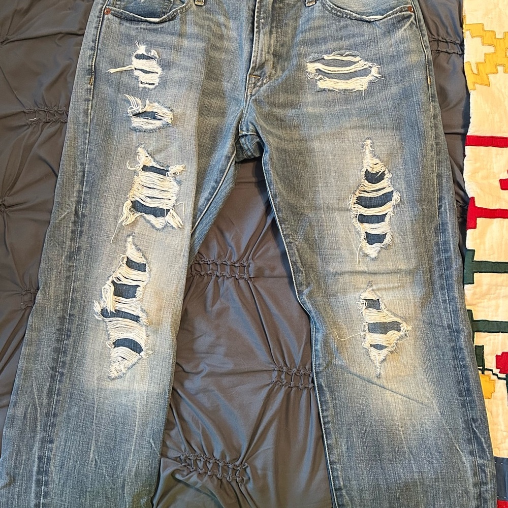 American Eagle Distressed Men's Blue Ripped Jeans